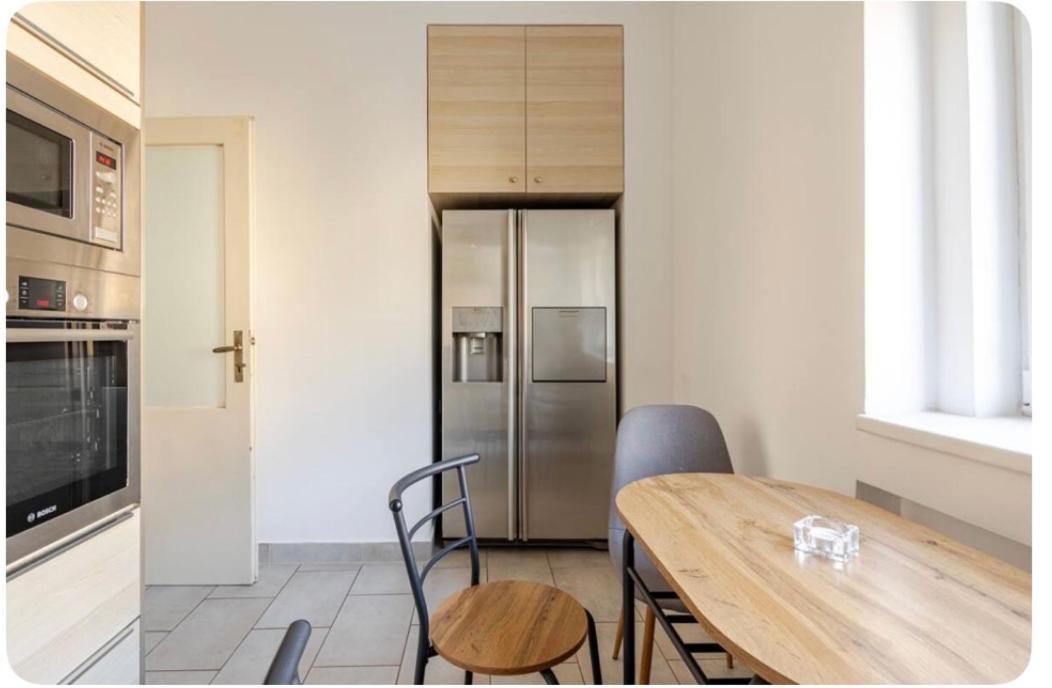Apartman L Praha Centrum Luaran gambar
