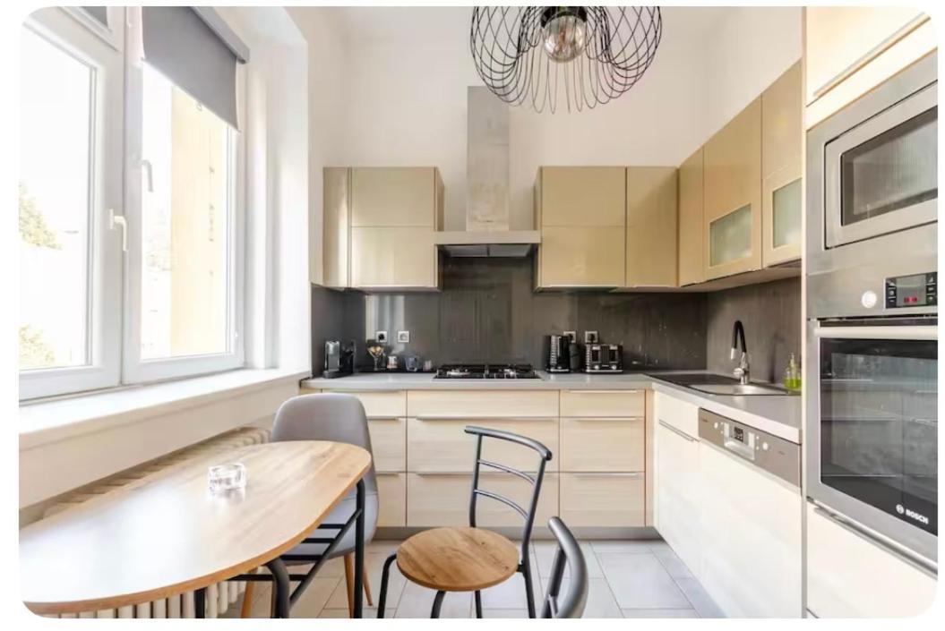 Apartman L Praha Centrum Luaran gambar
